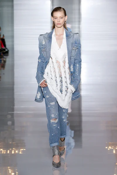 Look 33
